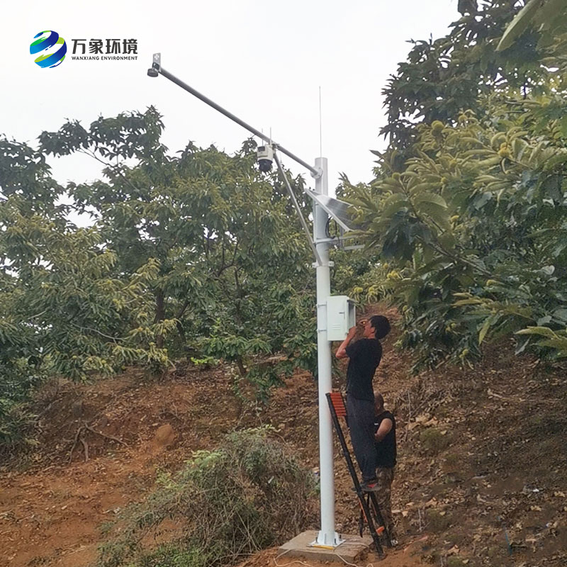 泥水位監(jiān)測(cè)站可同時(shí)測(cè)量渠道內(nèi)水位、降雨量